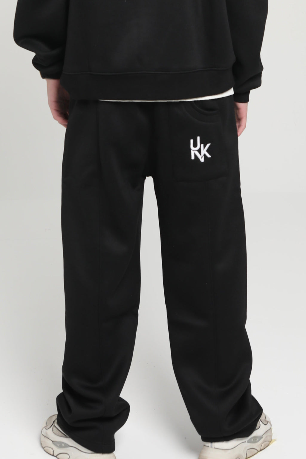 UNK| Black Pants